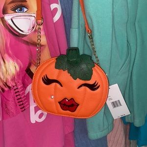 Betsy Johnson Halloween pumpkin purse